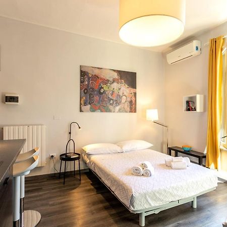 Luna Homes - Studio In Farini Mediolan Zewnętrze zdjęcie