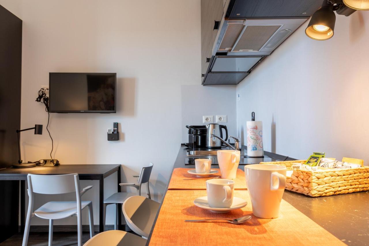 Luna Homes - Studio In Farini Mediolan Zewnętrze zdjęcie